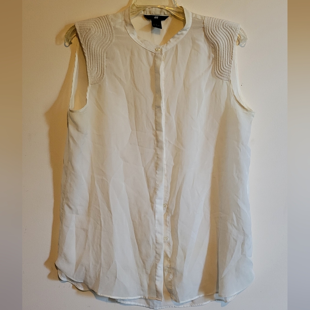 H&M Cream Sleeveless Women's Top